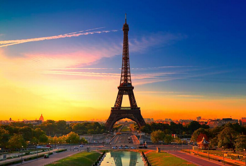 欧元贬值赴巴黎中国游客暴增五成 法旅游业获