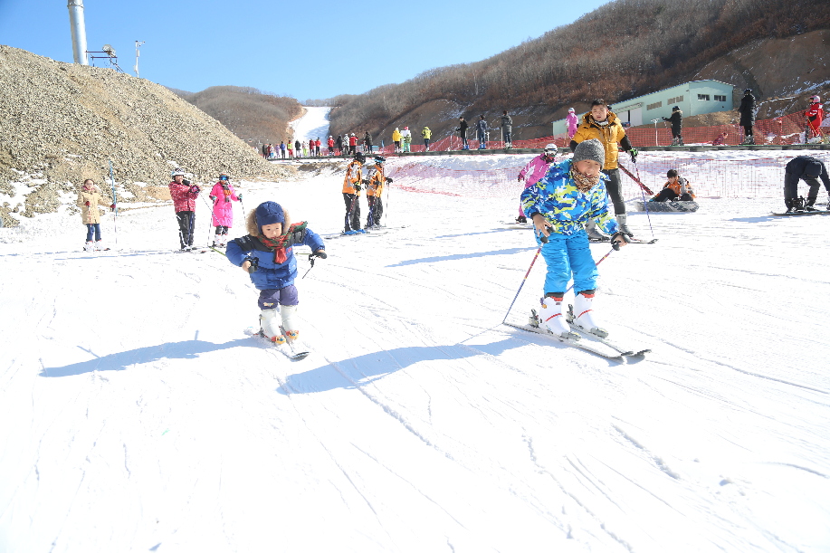 第五届延吉国际冰雪旅游节接待游客102万人次